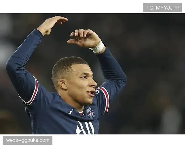 实时：巴黎圣日耳曼半场1-1摩纳哥，姆巴佩与南野拓实分别为球队建功